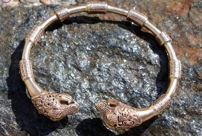 древнерусский браслет