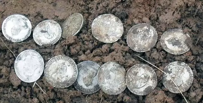 серебряные монеты