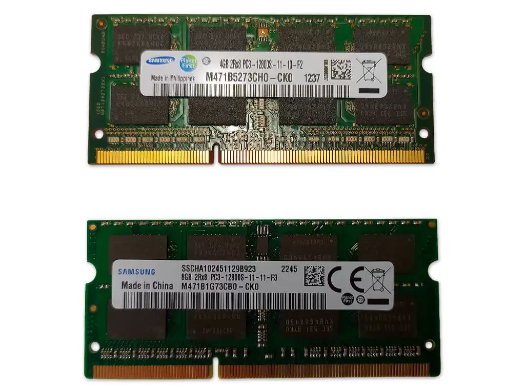Два модуля памяти Samsung DDR3 - на 4Гб и на 8Гб